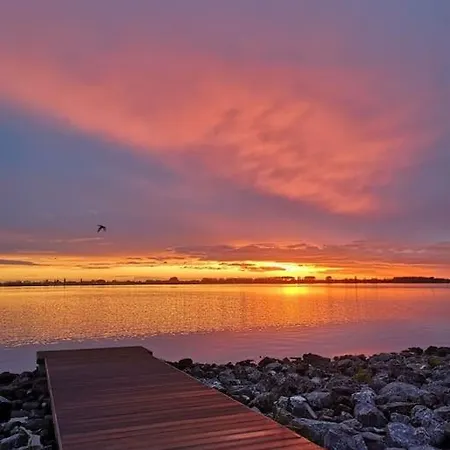 Braas&meer Lodge, Fantastisch Uitzicht Over Het Meer, Luxe Lodge!